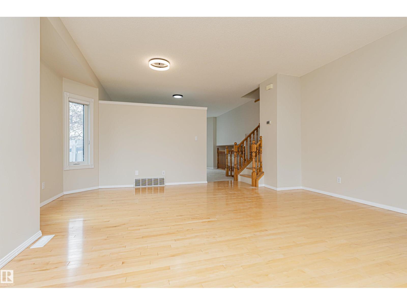 66 COURTENAY DR, Sherwood Park