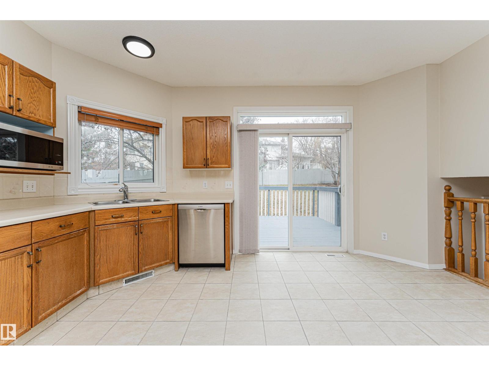 66 COURTENAY DR, Sherwood Park