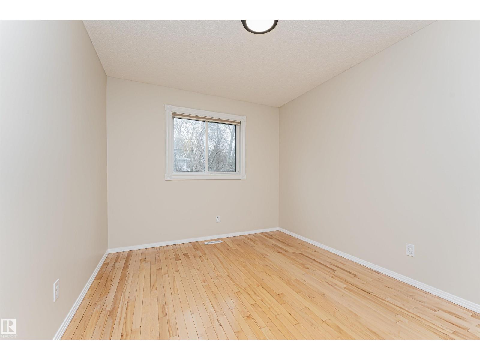 66 COURTENAY DR, Sherwood Park