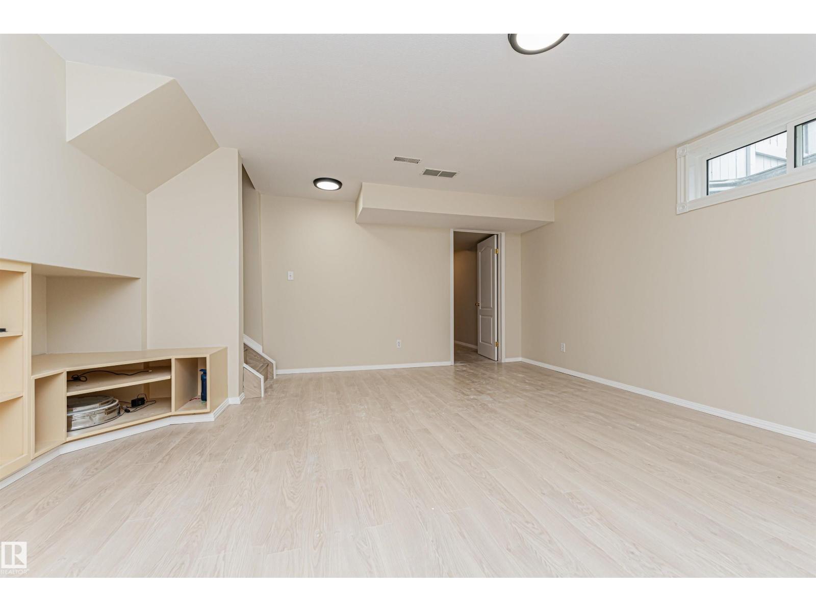 66 COURTENAY DR, Sherwood Park