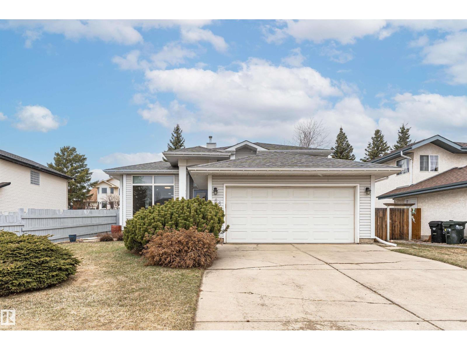 66 COURTENAY DR, Sherwood Park