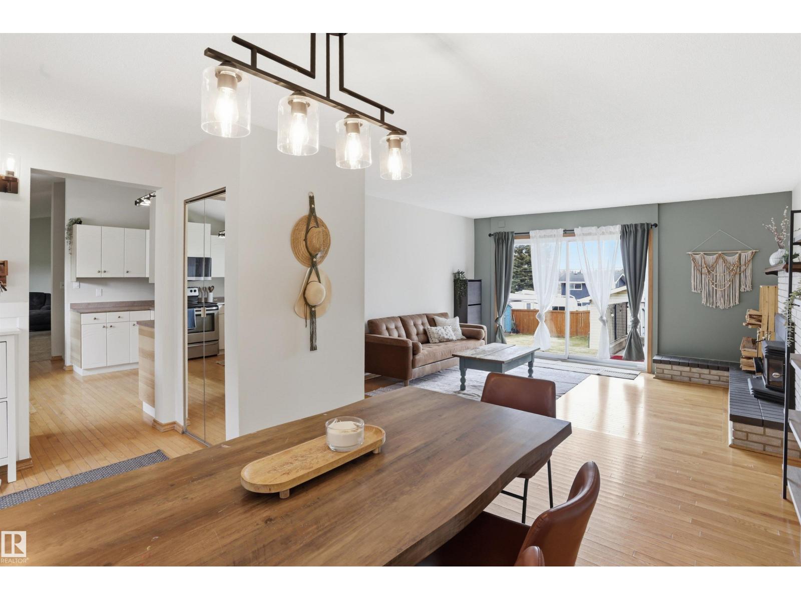 23 CLEARWATER, Devon