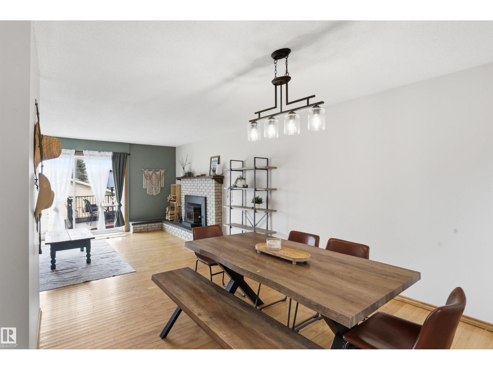 23 CLEARWATER, Devon