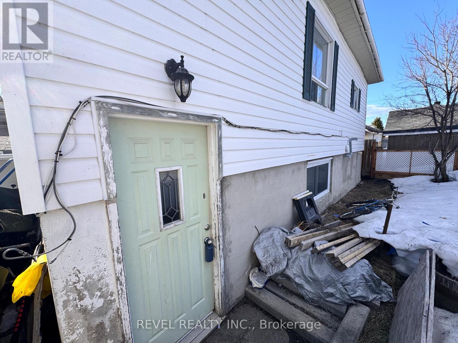 132 BRUCE AVENUE - photo 4