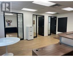 507 - 27 Carlton Street, Toronto, ON M5B1L2 Photo 9