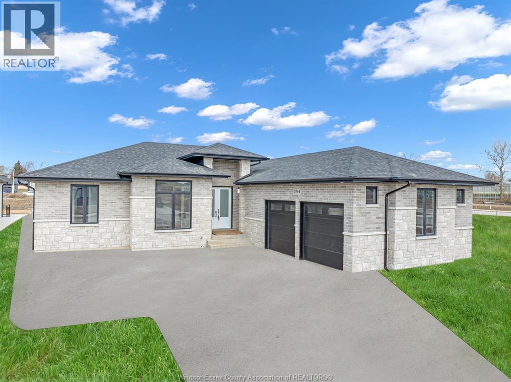 1945 VILLA CANAL DRIVE - 1