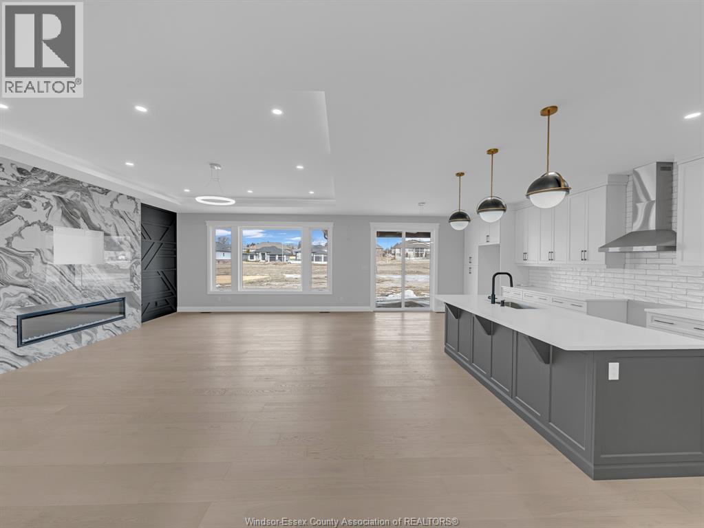 1945 VILLA CANAL DRIVE - 4