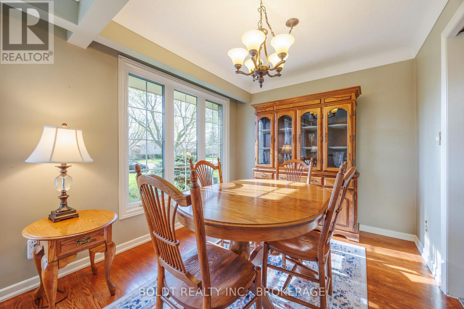 24 MISSISSAUGA ROAD - 6