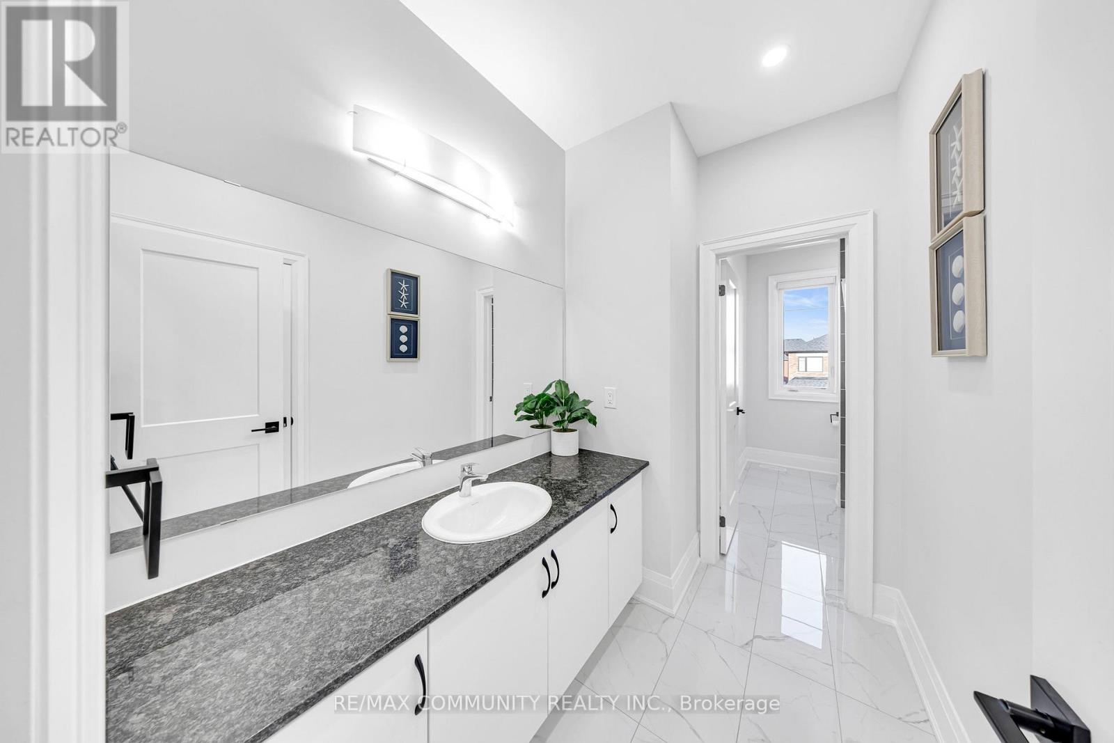 10 NIGH DRIVE — photo 25