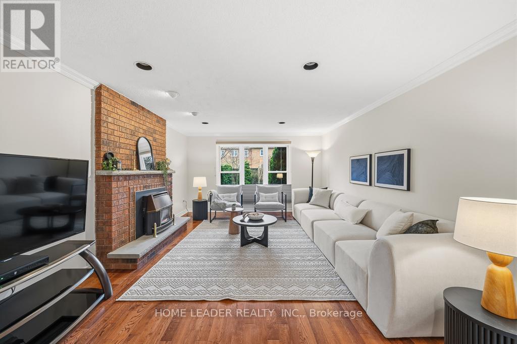 61 KING'S CROSS AVENUE — photo 20