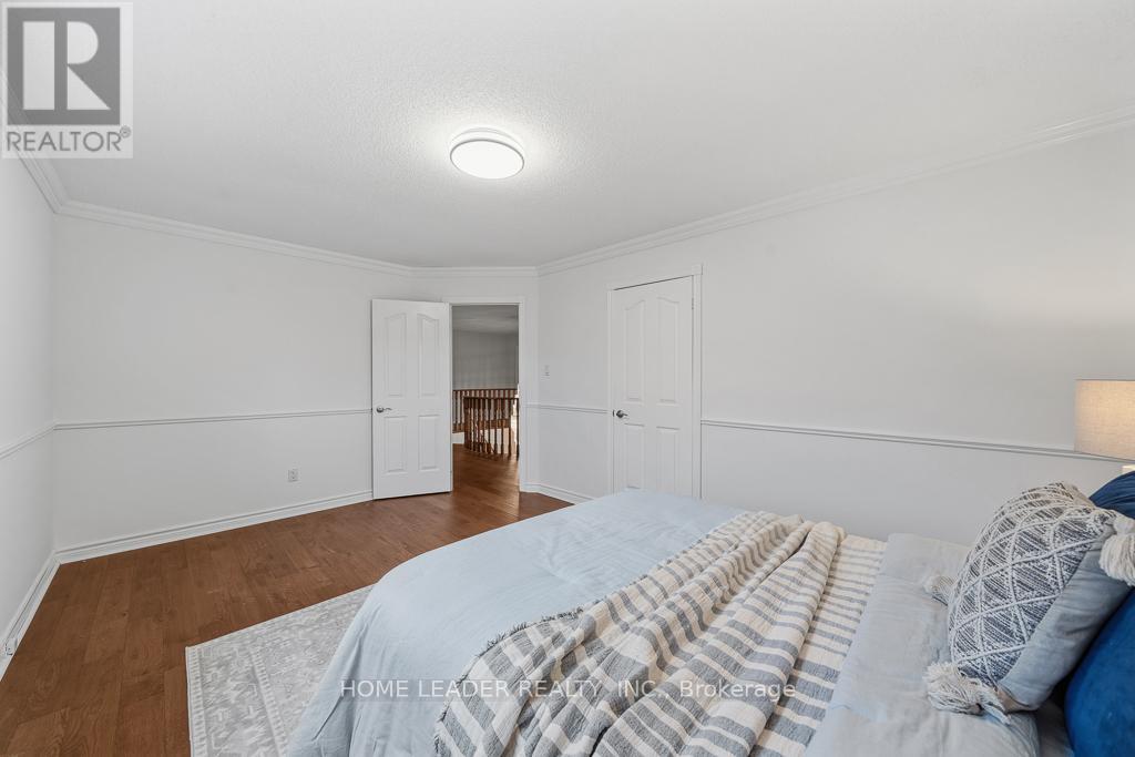 61 KING'S CROSS AVENUE — photo 38