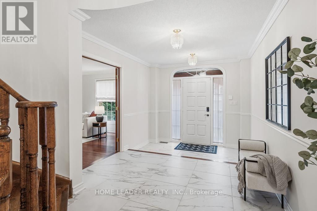 61 KING'S CROSS AVENUE — photo 4