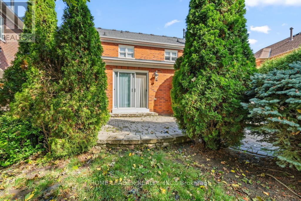 61 KING'S CROSS AVENUE — photo 45