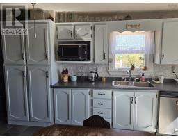 Mud room - 4857 Highway 2, Little Bass River, NS B0M1B0 Photo 8