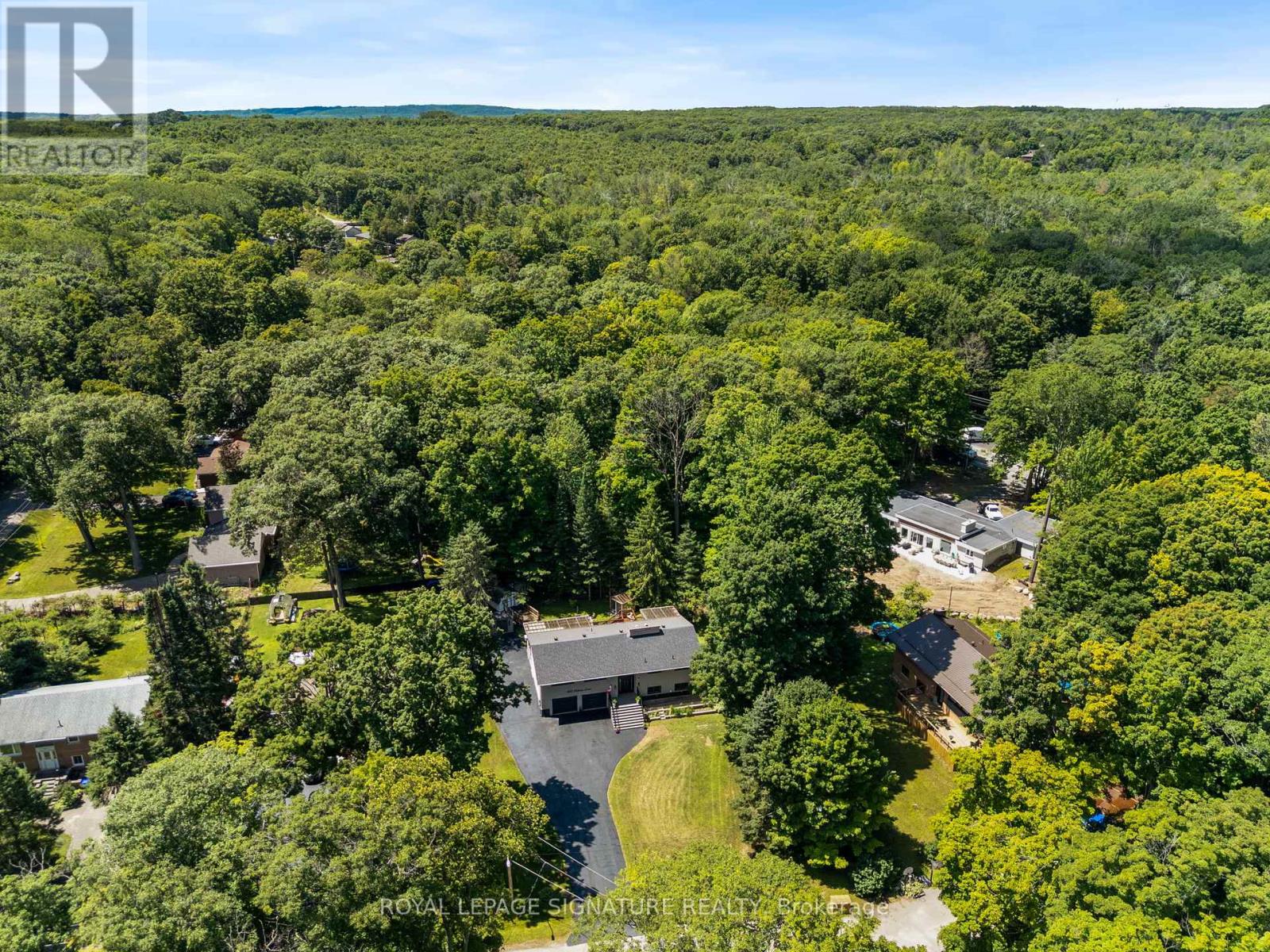 470 PARKVIEW COURT — photo 40