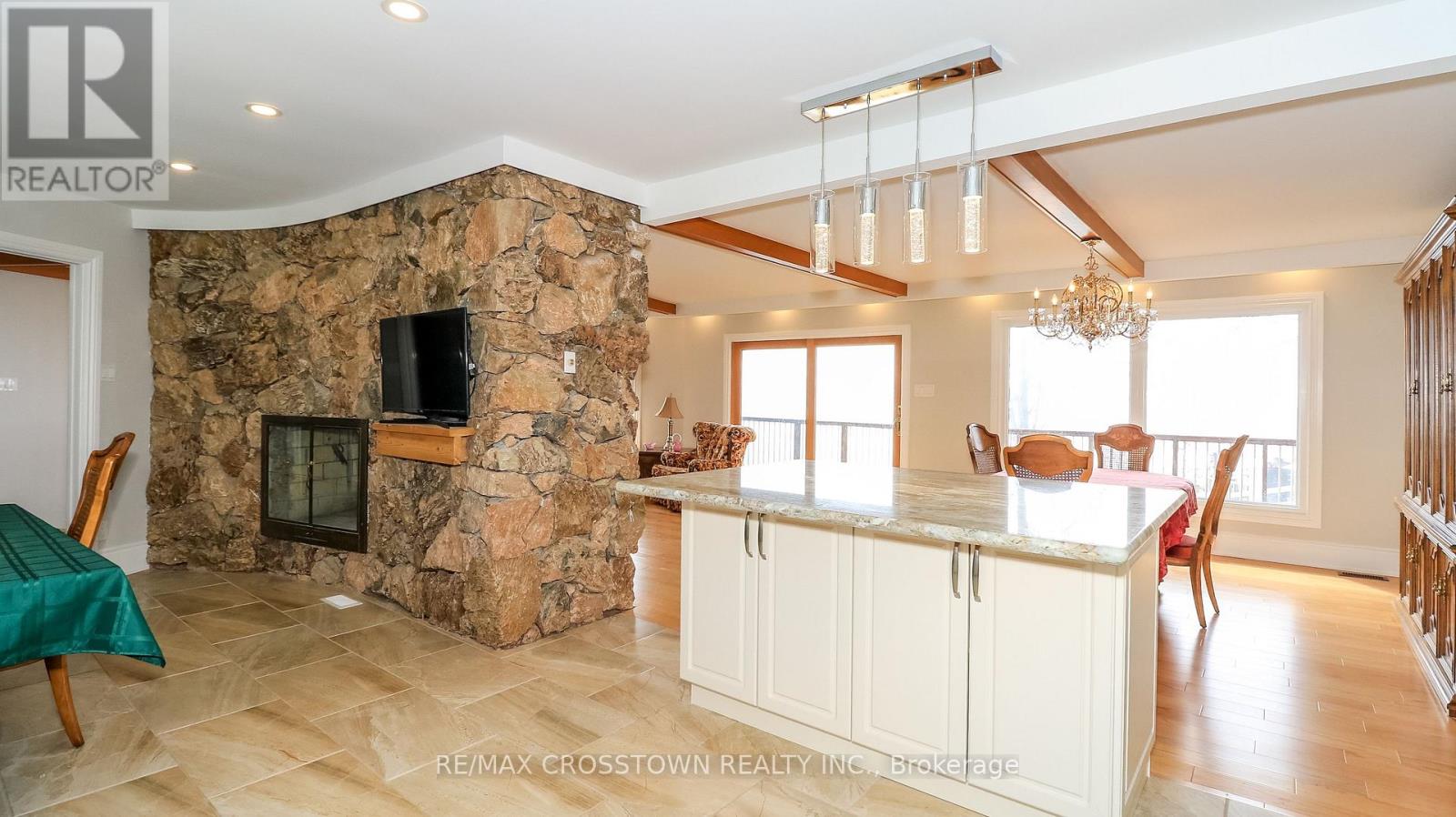 29 GRANDVIEW CRESCENT - 12