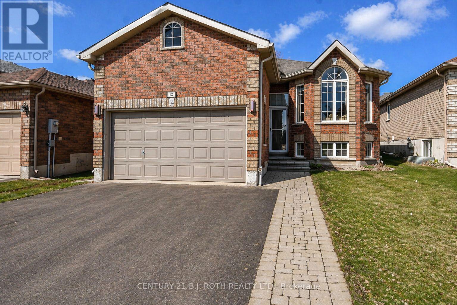 12 WHITE CRESCENT - photo 2