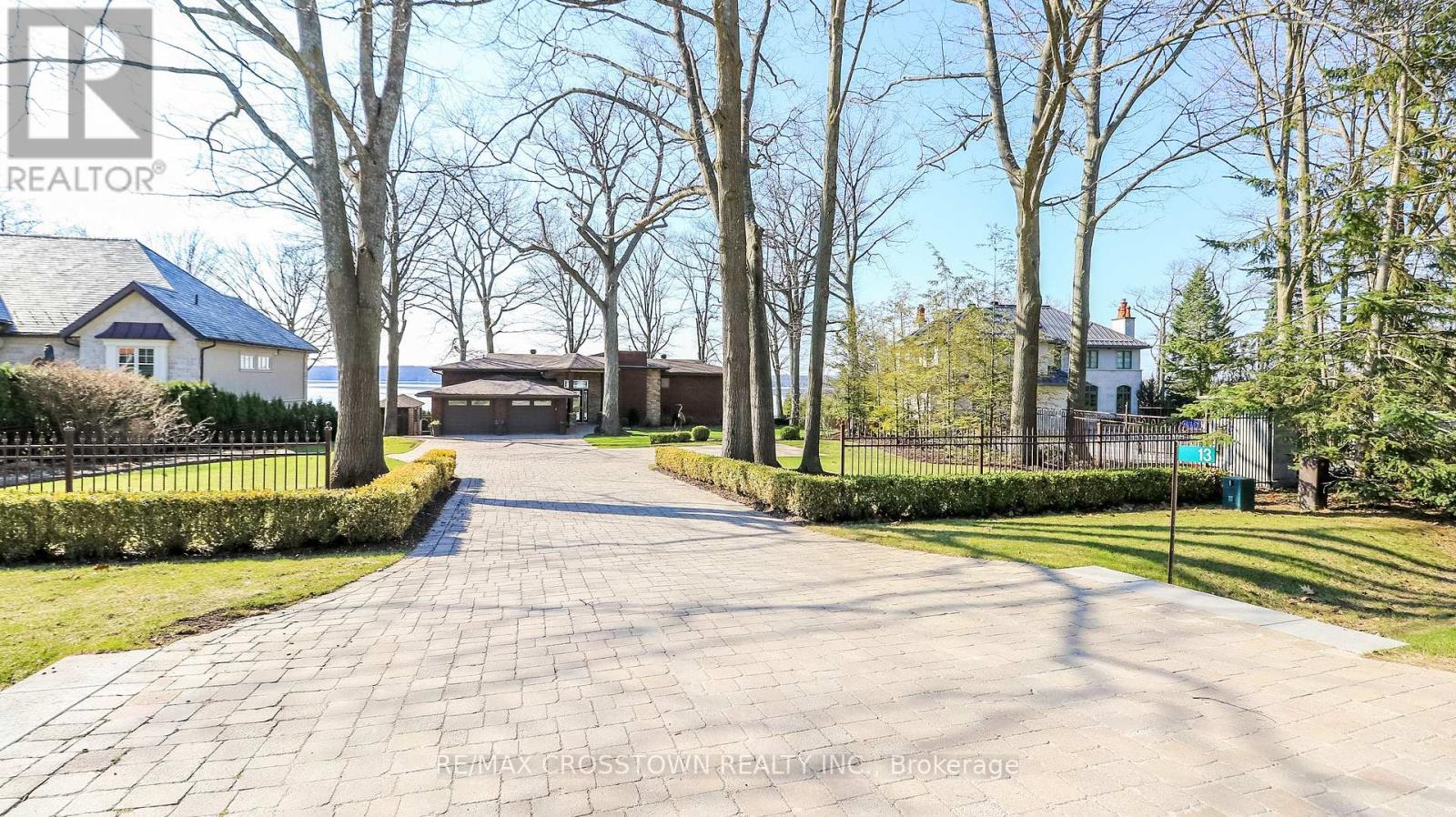 13 GEORGINA DRIVE - 12