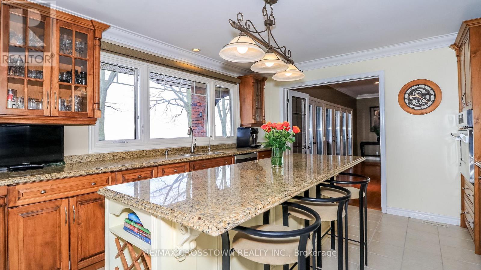 13 GEORGINA DRIVE - 28