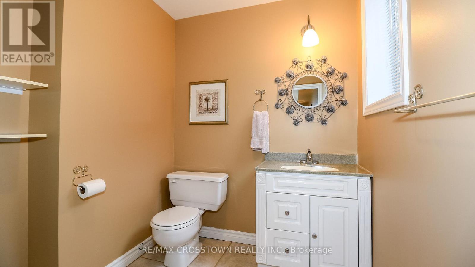 13 GEORGINA DRIVE - 38