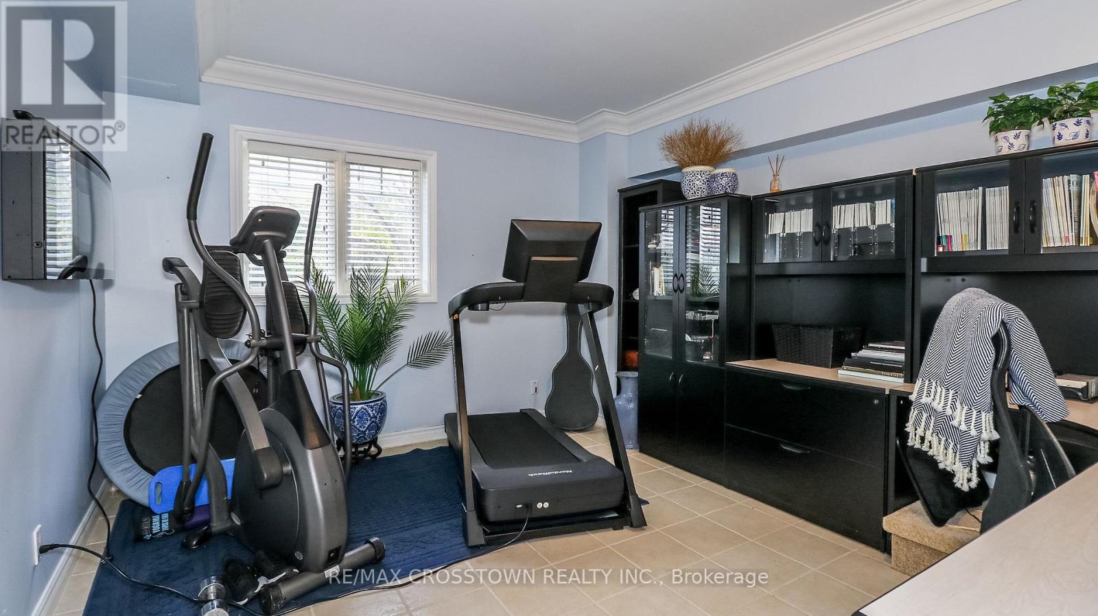 13 GEORGINA DRIVE - 39
