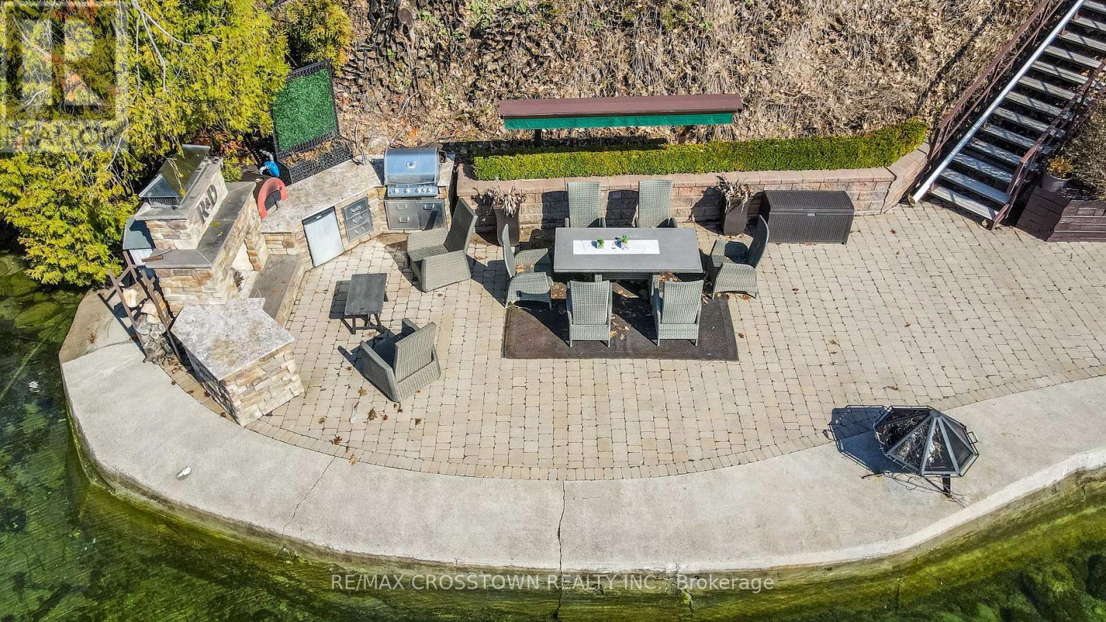 13 GEORGINA DRIVE - 42