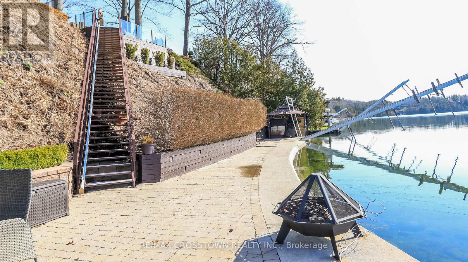 13 GEORGINA DRIVE - 7