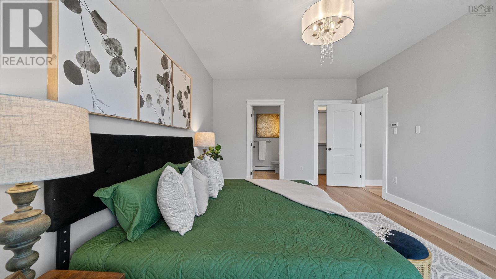 Property 19 of 38 of 11 Kirkwood Court