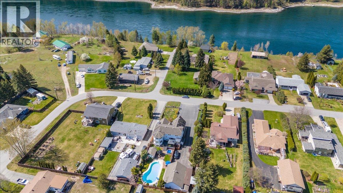 1063 BRIDGEVIEW Crescent - 13