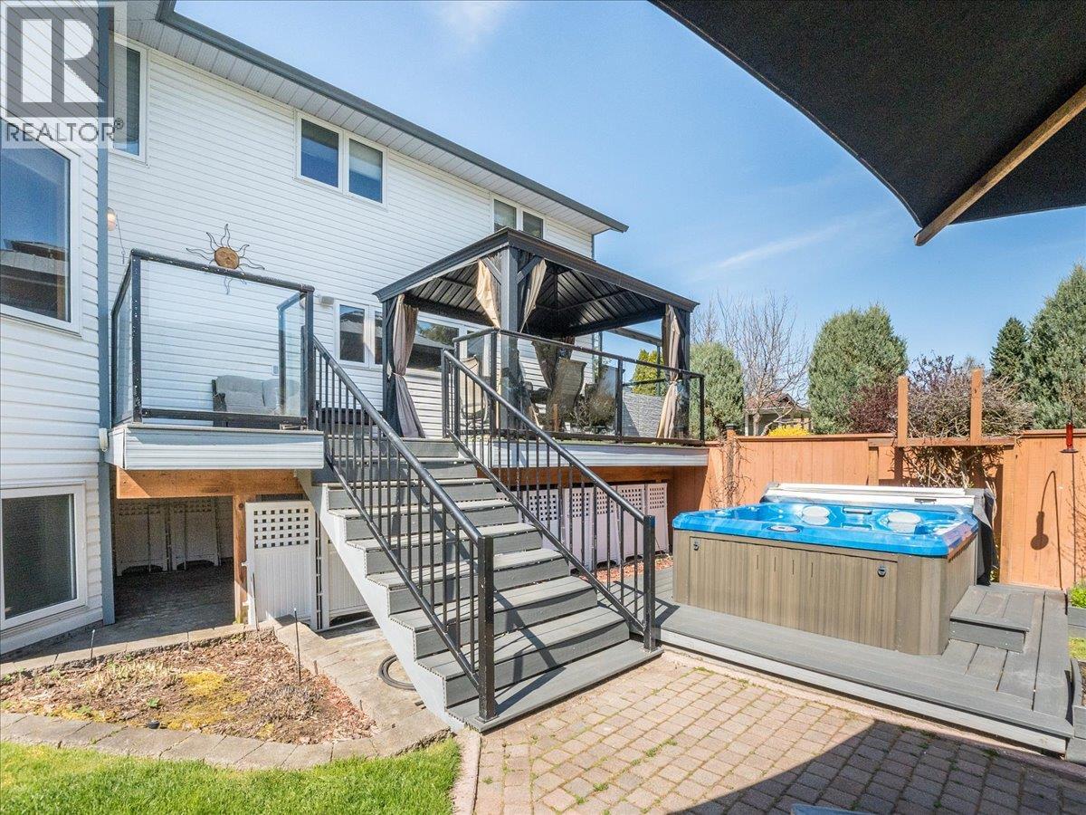 1063 BRIDGEVIEW Crescent - 8