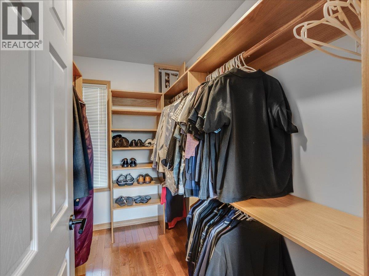 1063 BRIDGEVIEW Crescent - 50