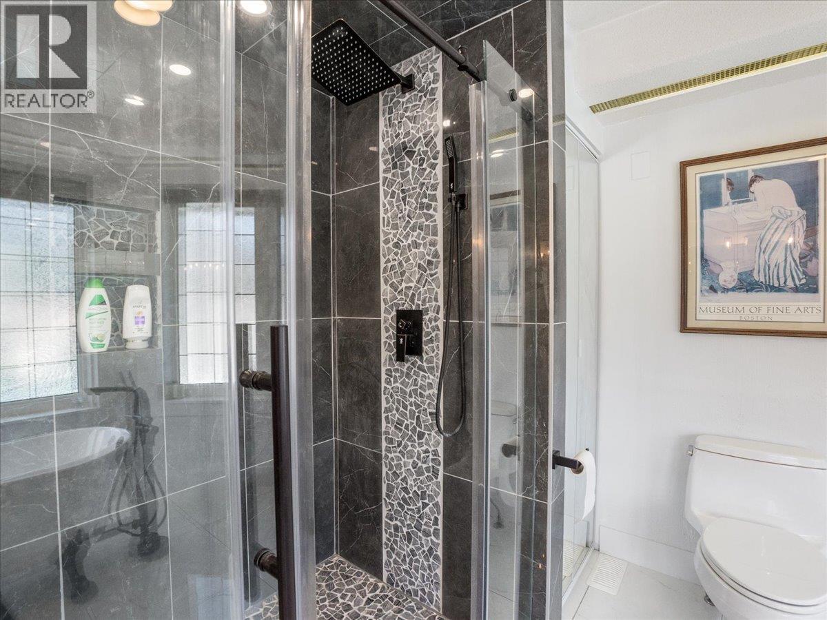 1063 BRIDGEVIEW Crescent - 53