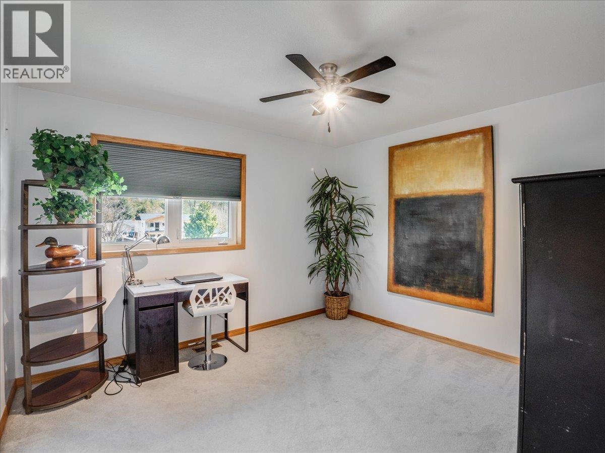 1063 BRIDGEVIEW Crescent - 63