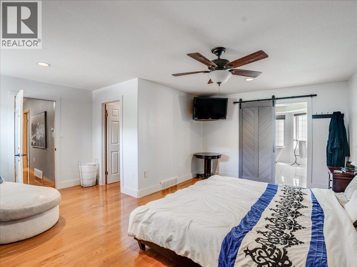 1063 BRIDGEVIEW Crescent - 48
