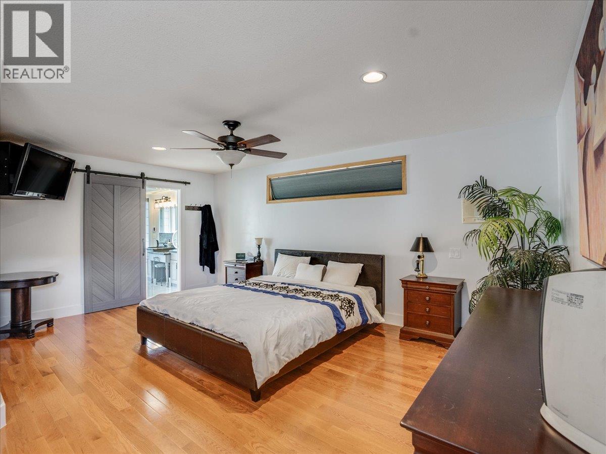 1063 BRIDGEVIEW Crescent - 46