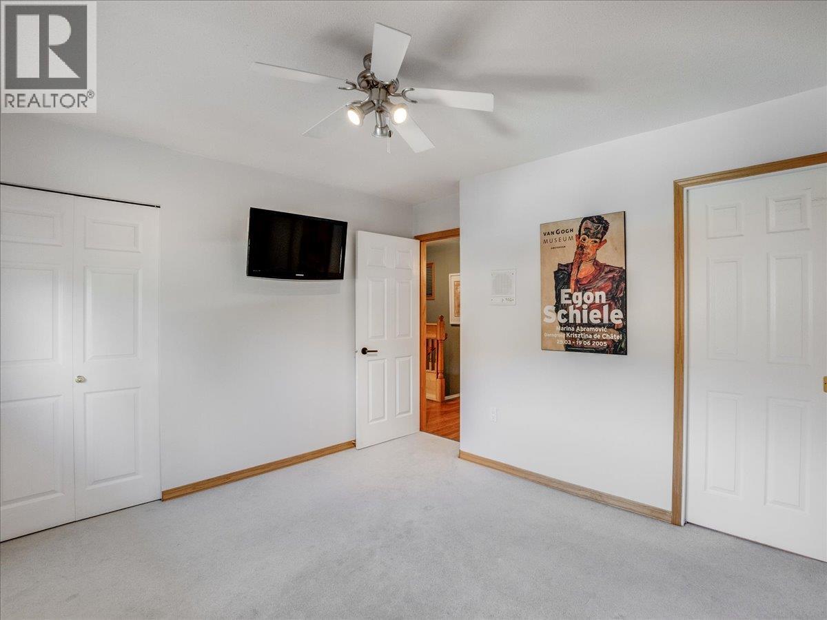 1063 BRIDGEVIEW Crescent - 61