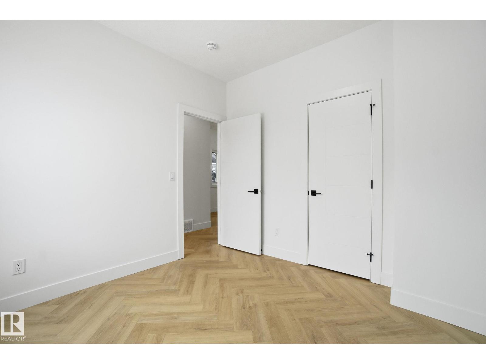 10919 79 AV NW, Edmonton