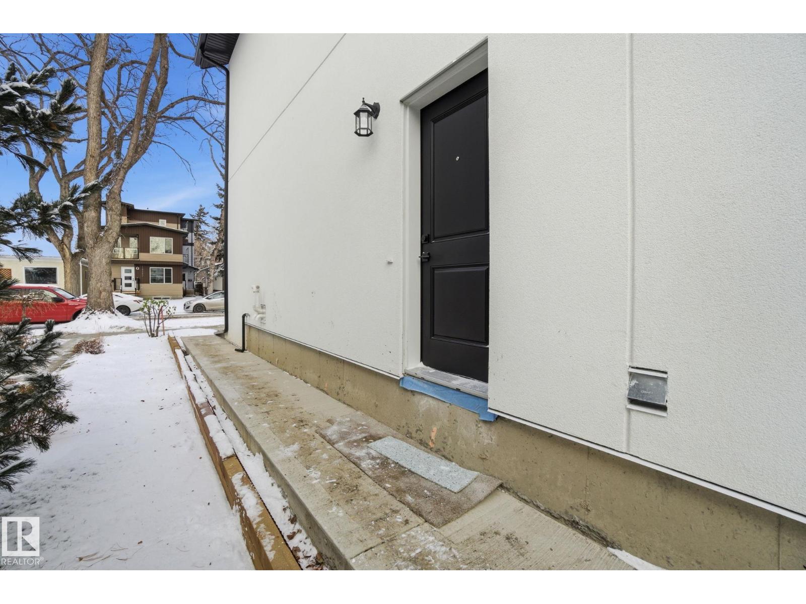 10919 79 AV NW, Edmonton