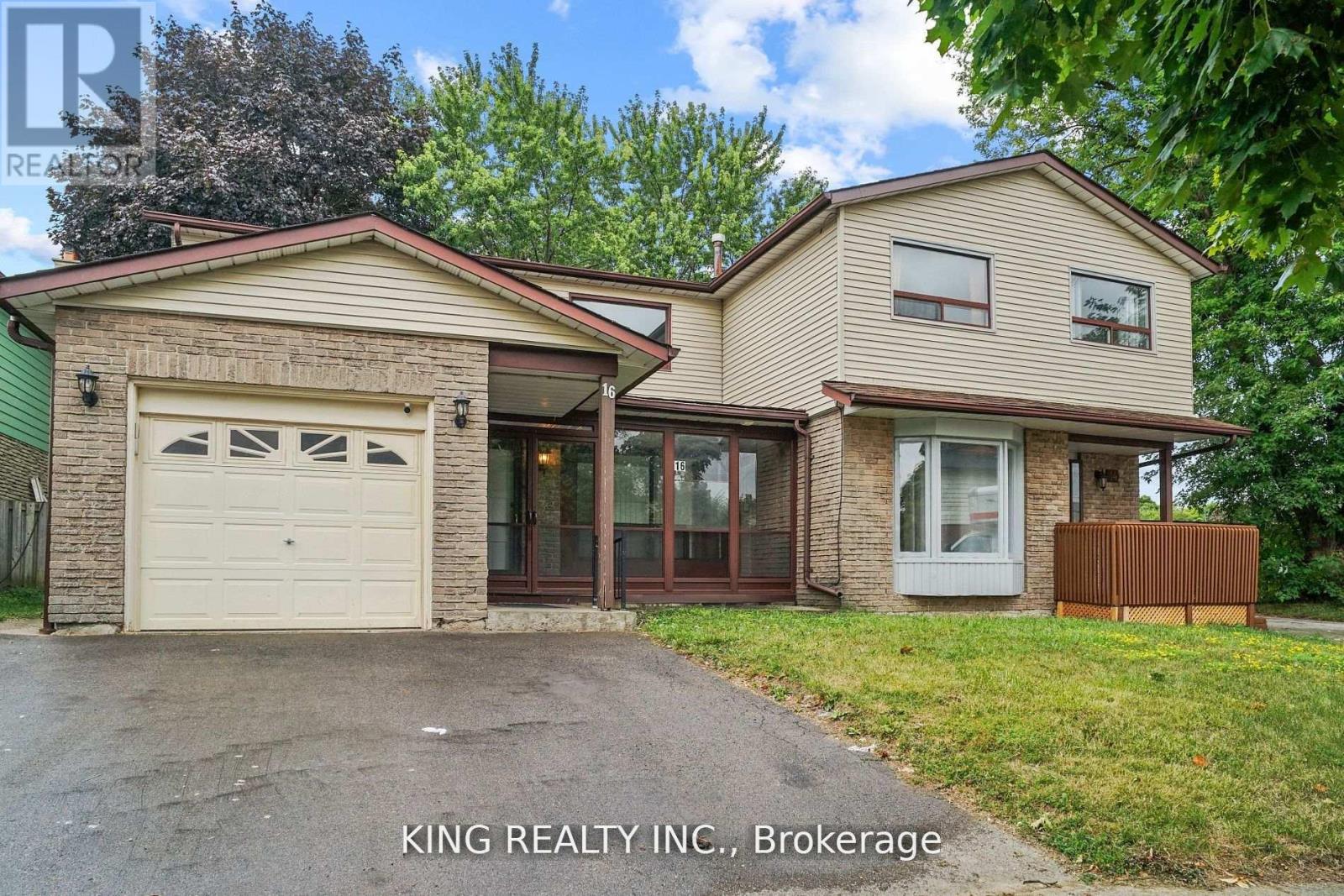 16 WIMBLEDON COURT - 3