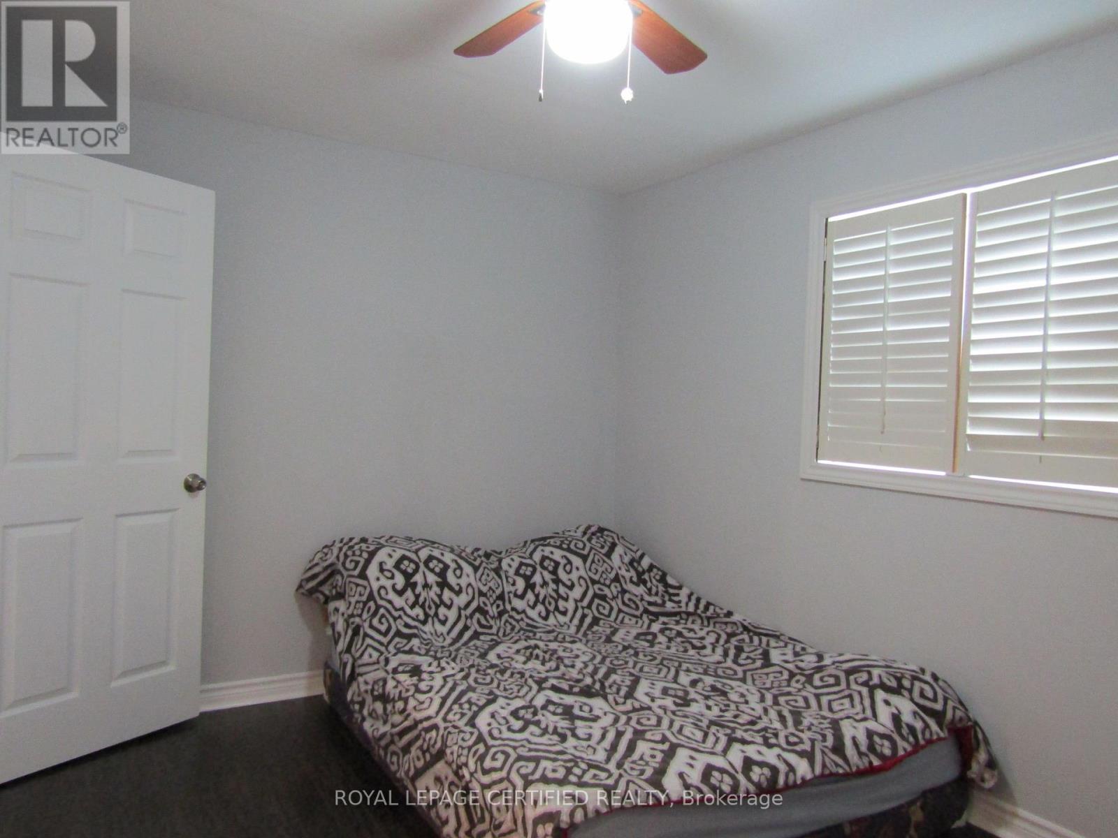 170 TROILESS STREET — photo 10