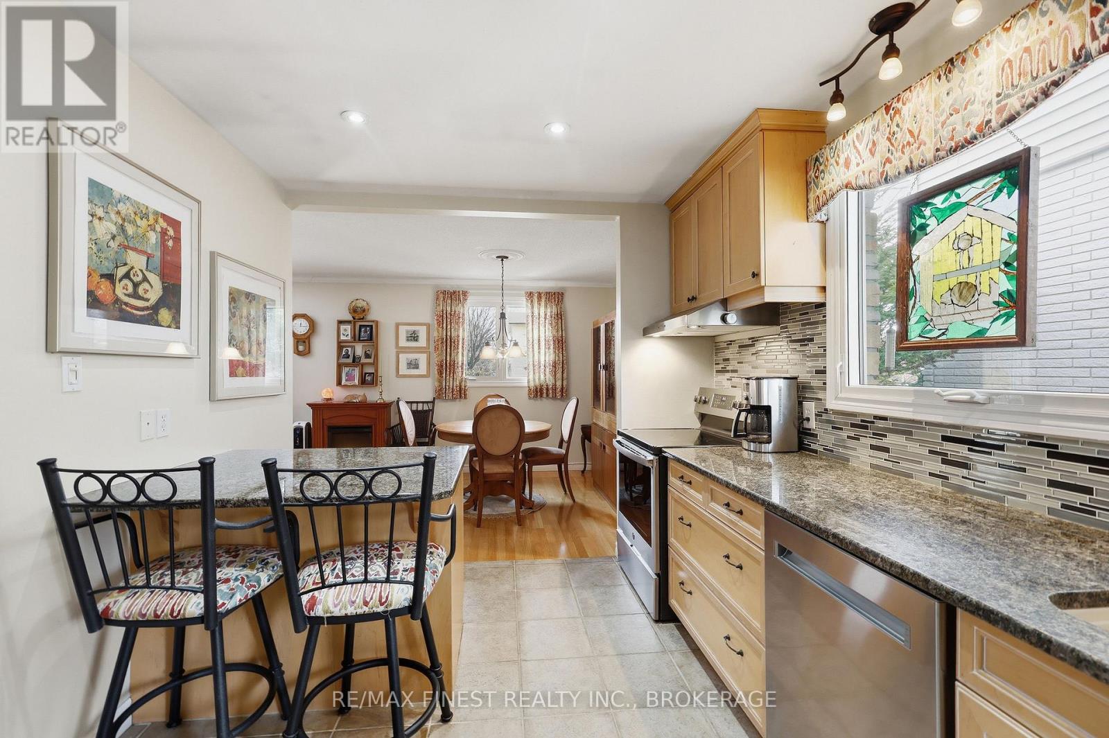87 OLD OAK ROAD - 24
