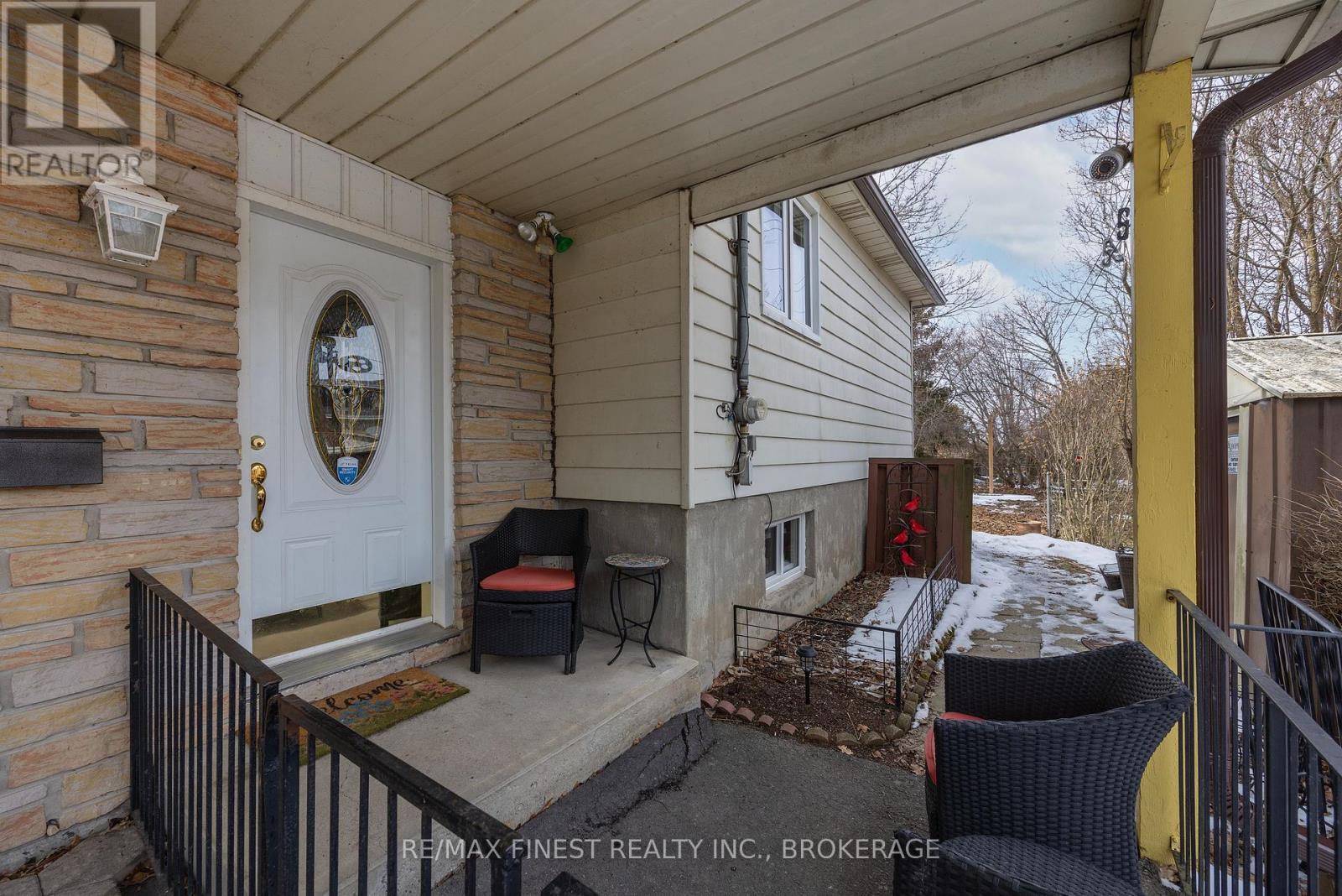 87 OLD OAK ROAD - 5