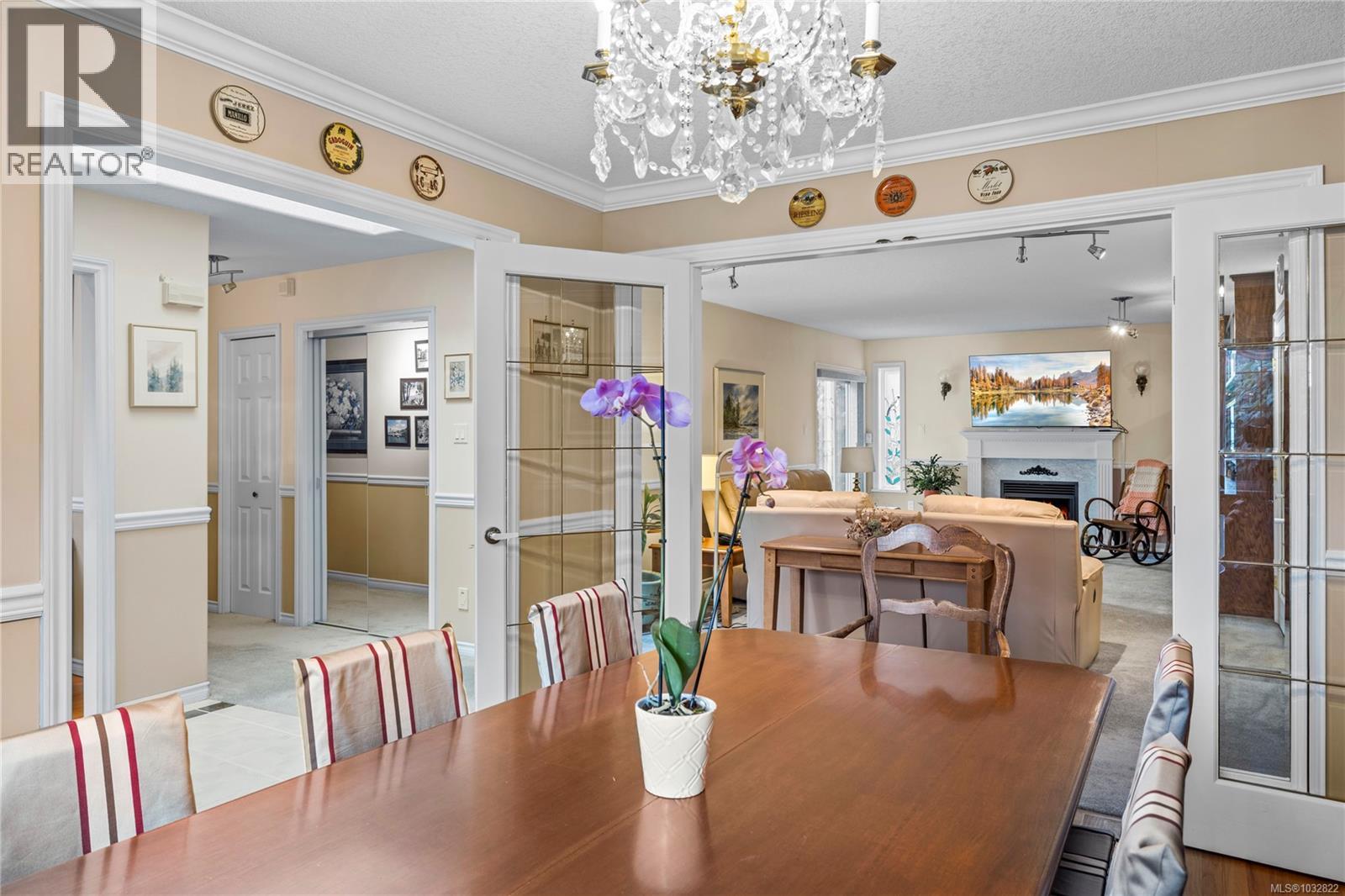 566 Crescent Rd W - 16