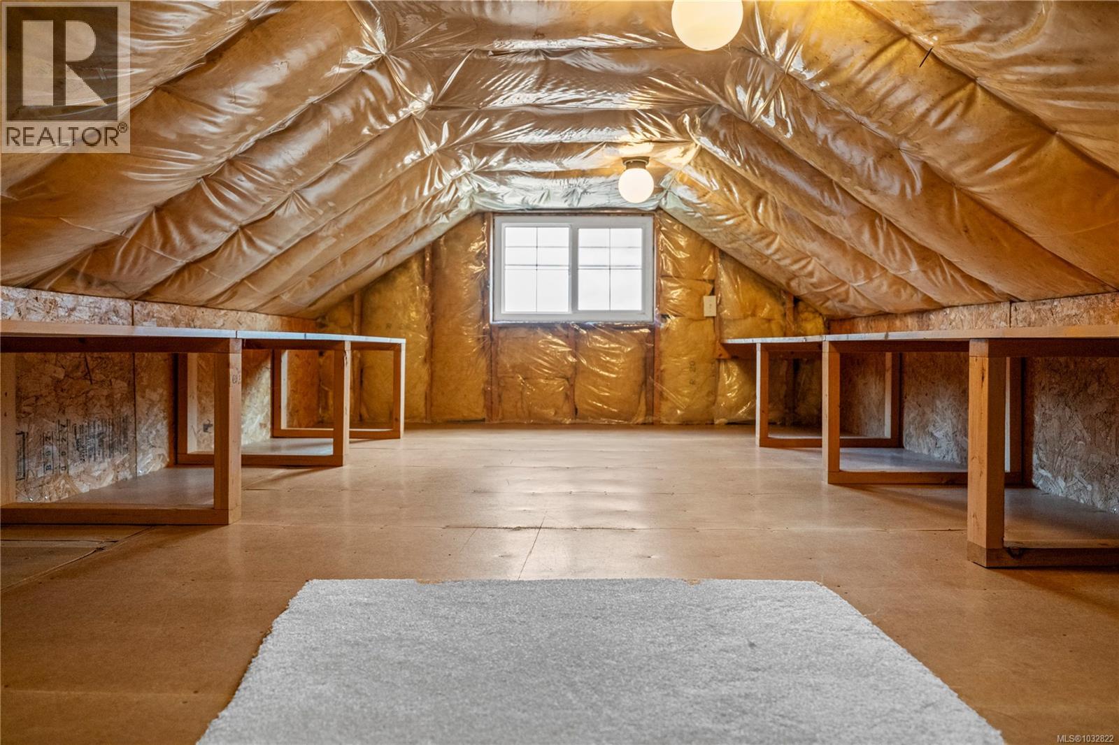 566 Crescent Rd W - 40