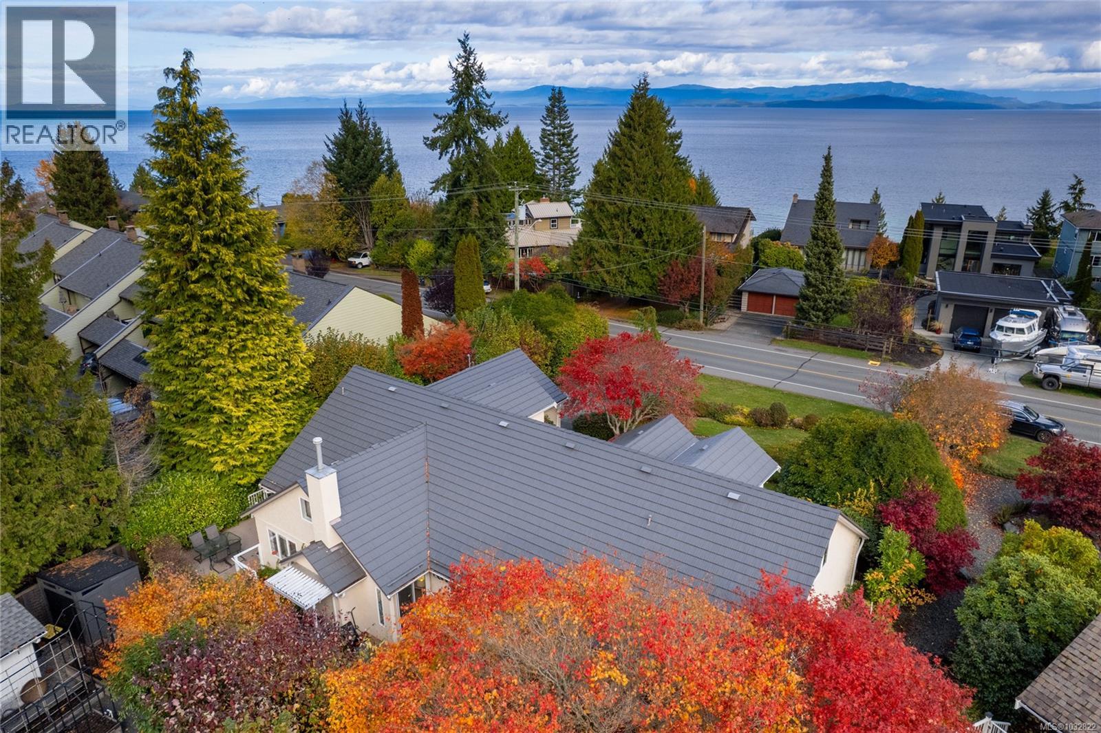 566 Crescent Rd W - 5