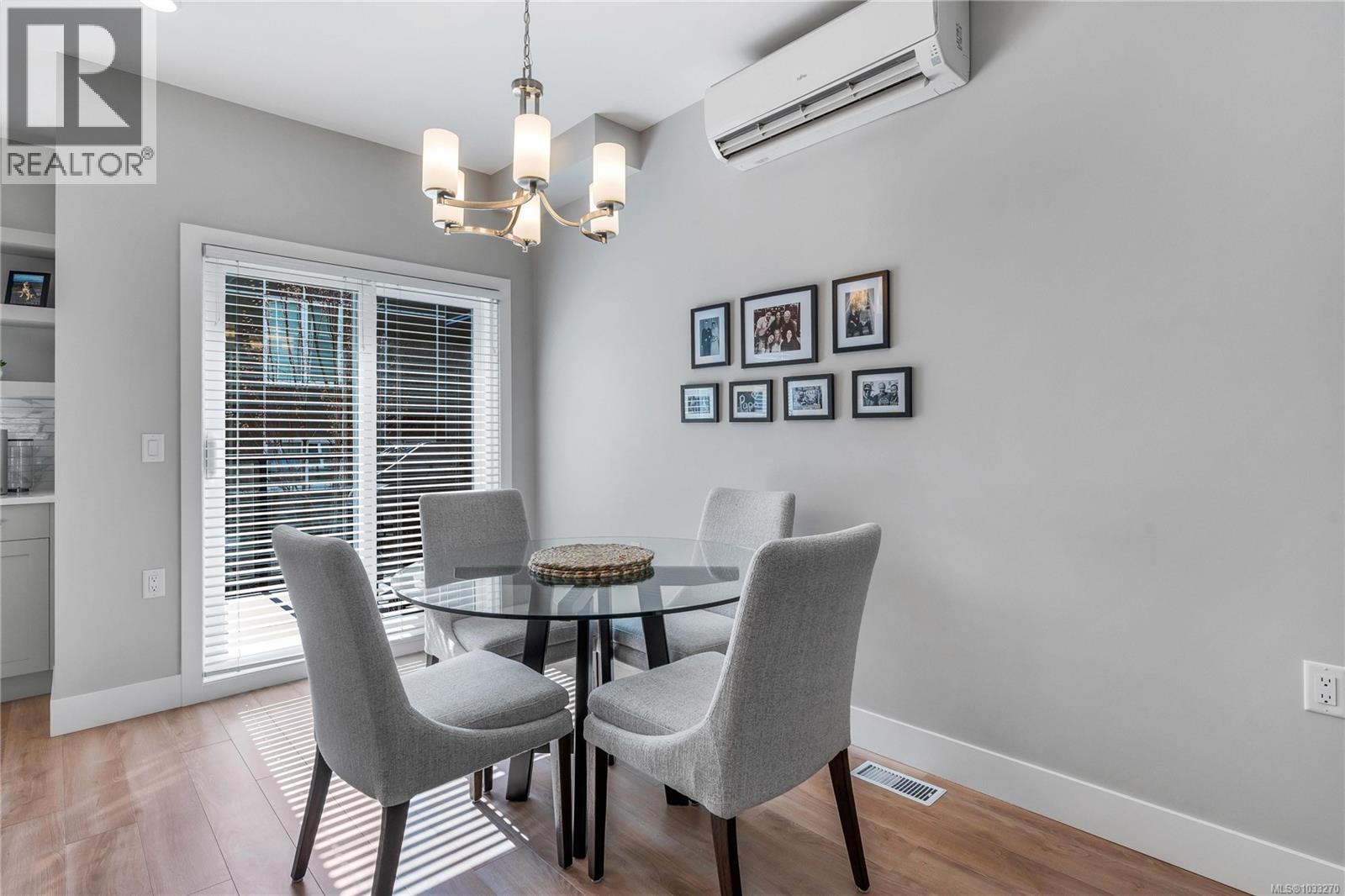 13 4355 Viewmont Avenue, Saanich