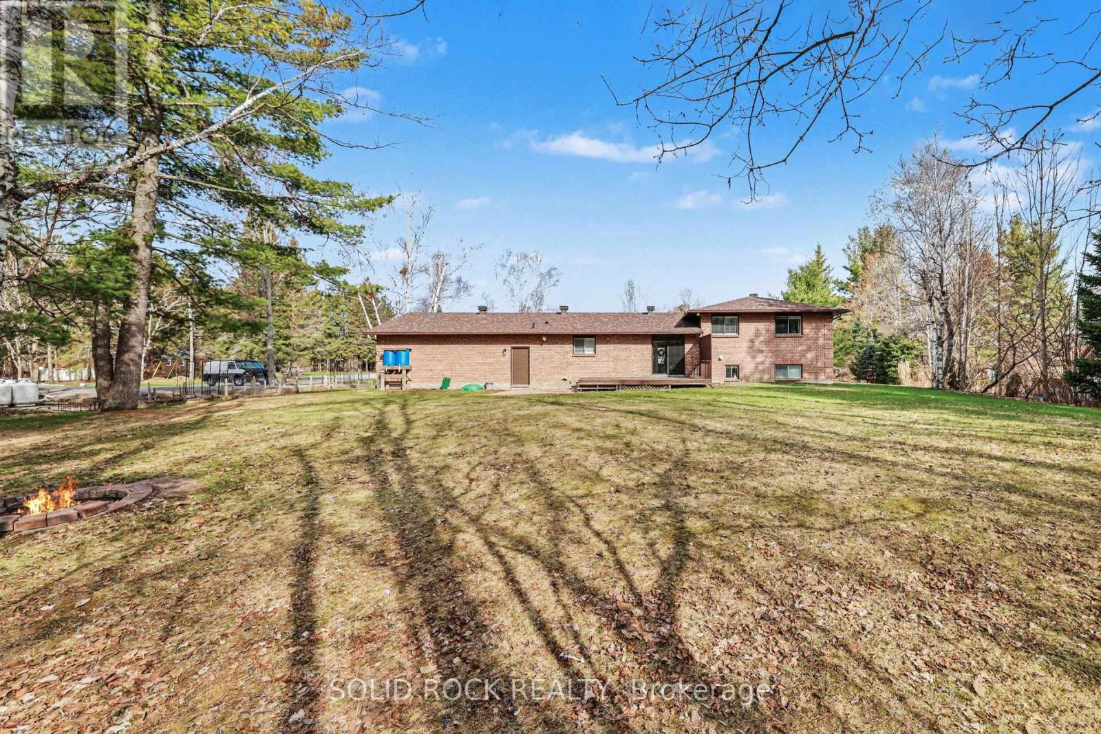 113 GOODWOOD CRESCENT - 29