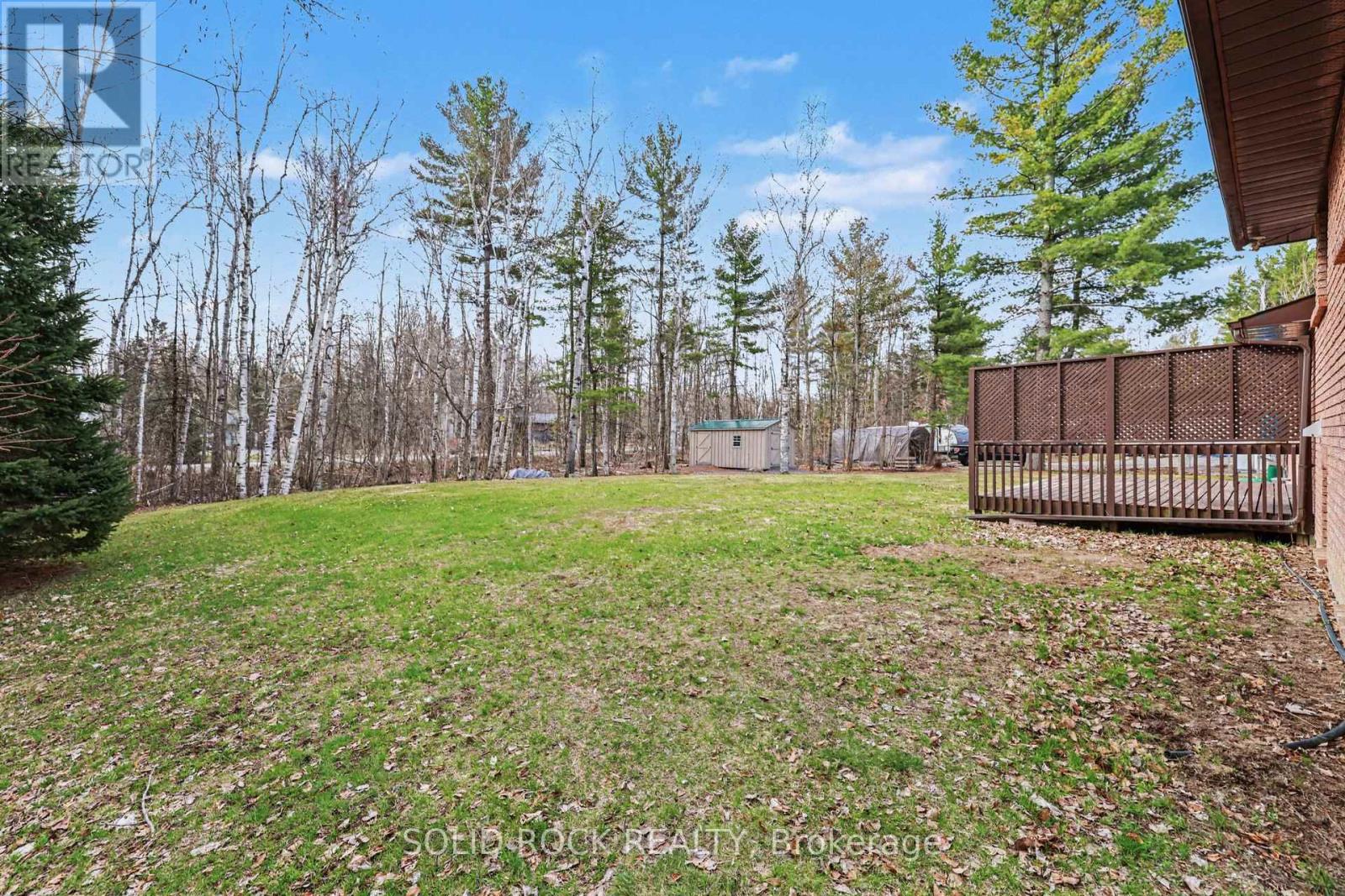 113 GOODWOOD CRESCENT - 32