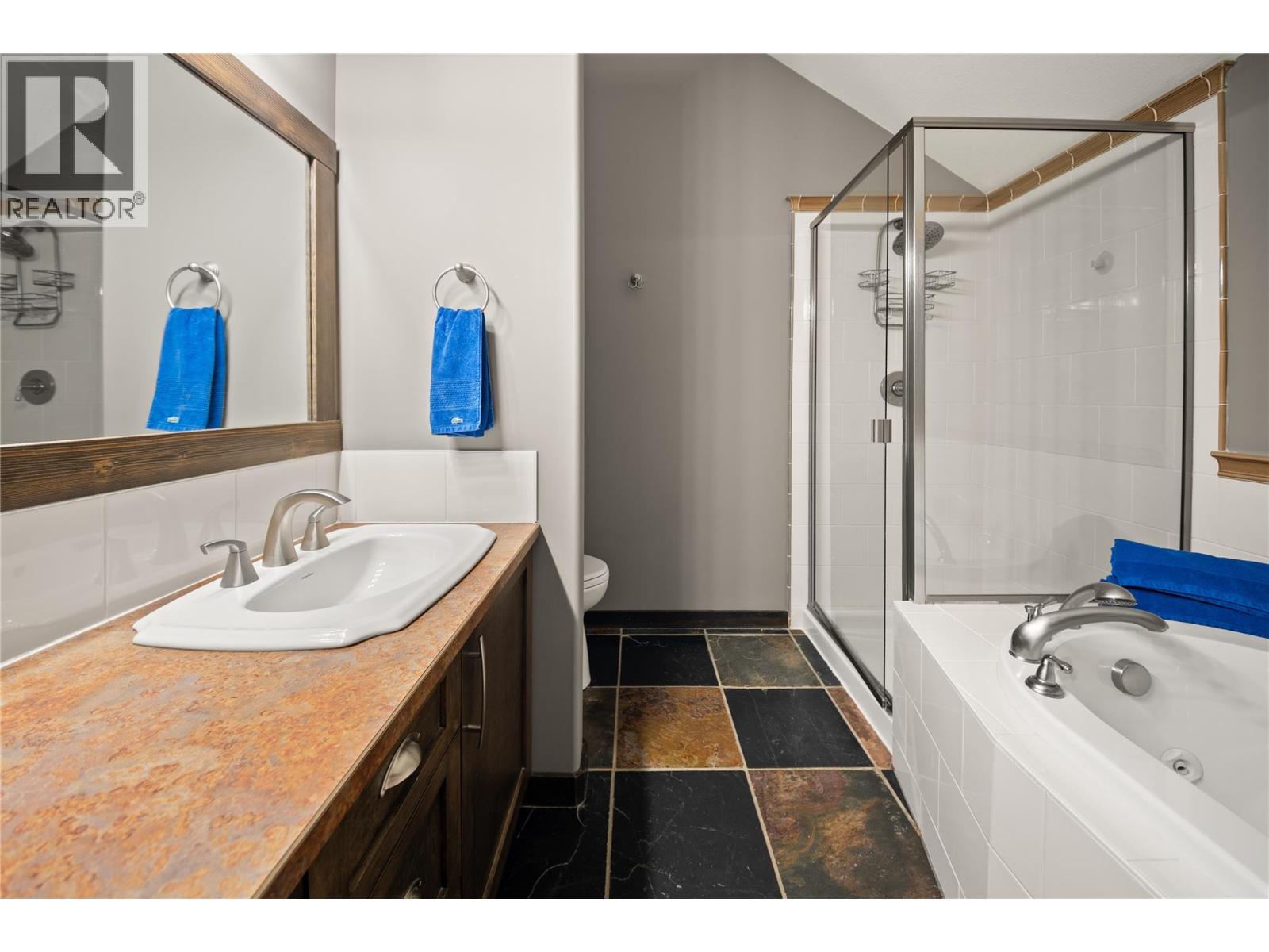 #3 2600 Riverrock Way - 32