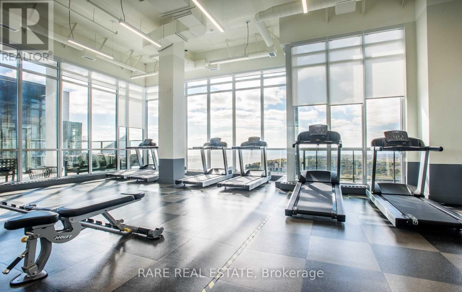 #422 10 PARK LAWN ROAD - 19